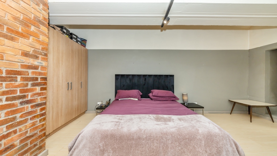 To Let 1 Bedroom Property for Rent in Woodstock Western Cape